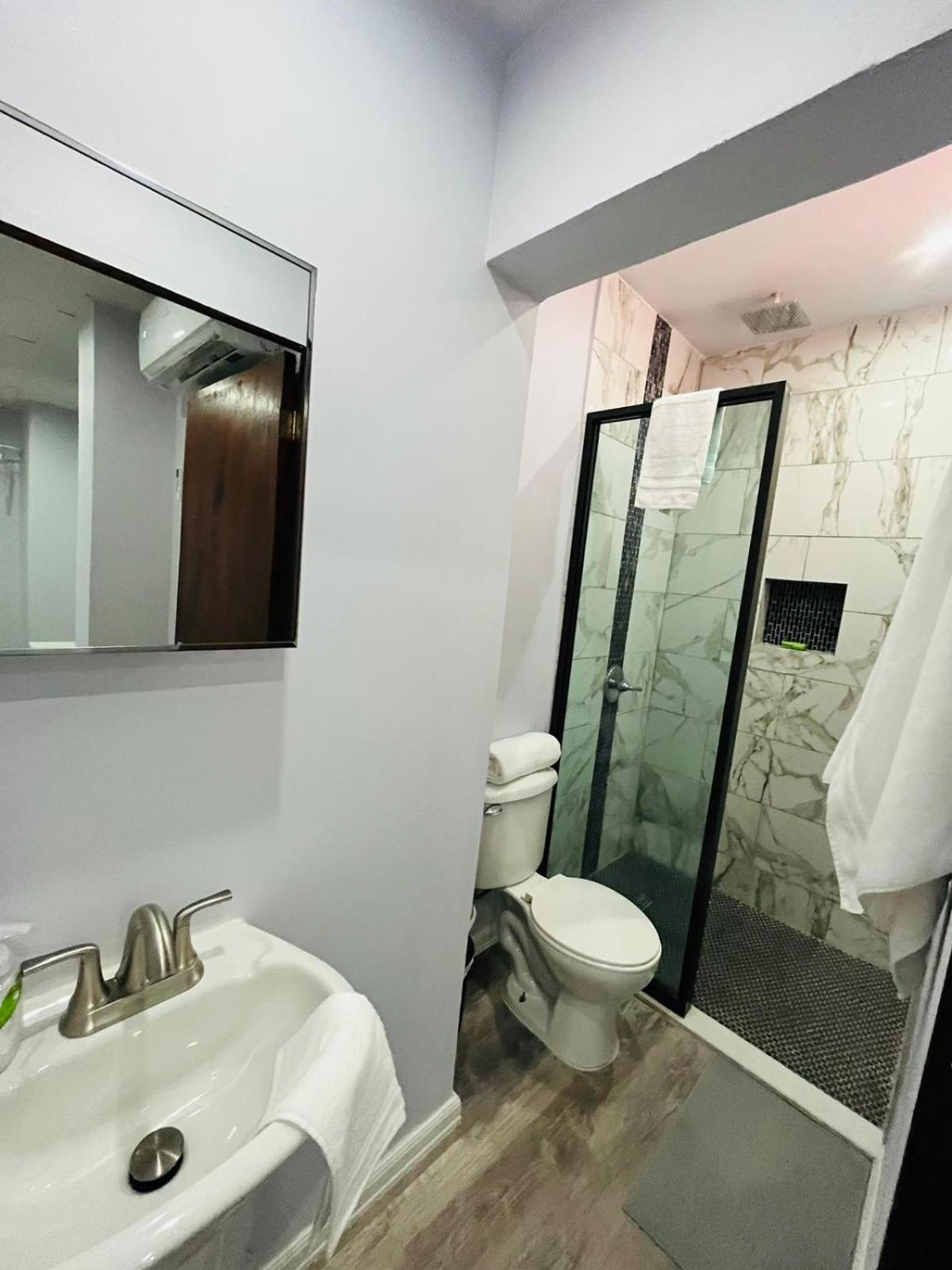 Hotel Libertad Lares Экстерьер фото
