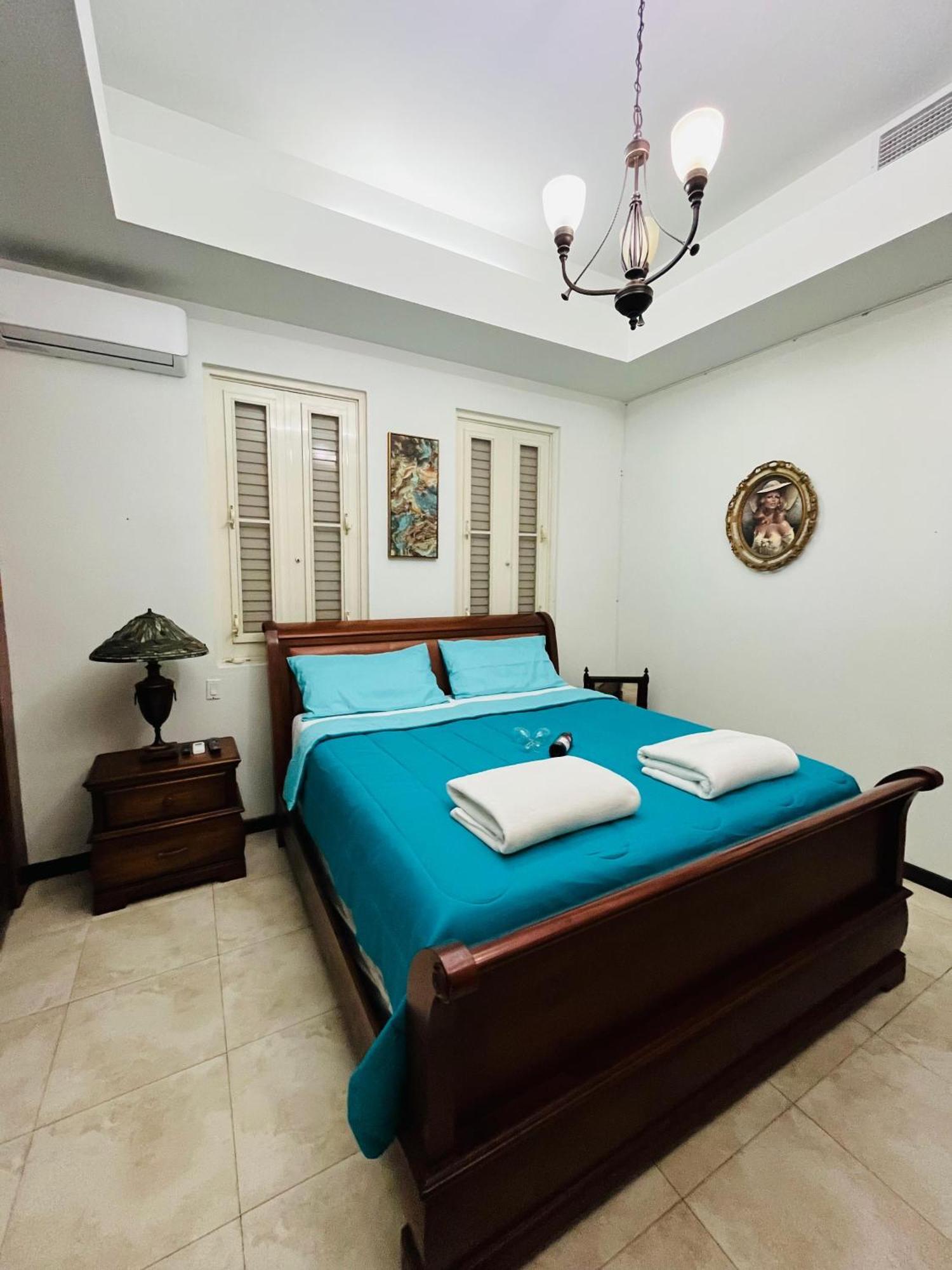 Hotel Libertad Lares Экстерьер фото