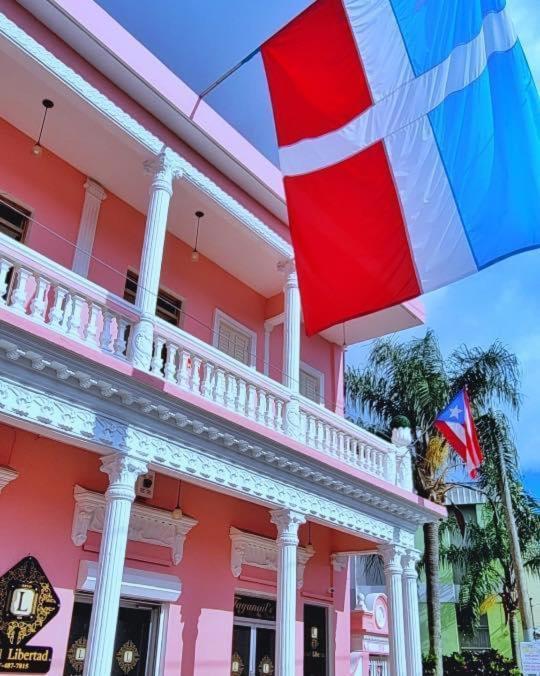 Hotel Libertad Lares Экстерьер фото